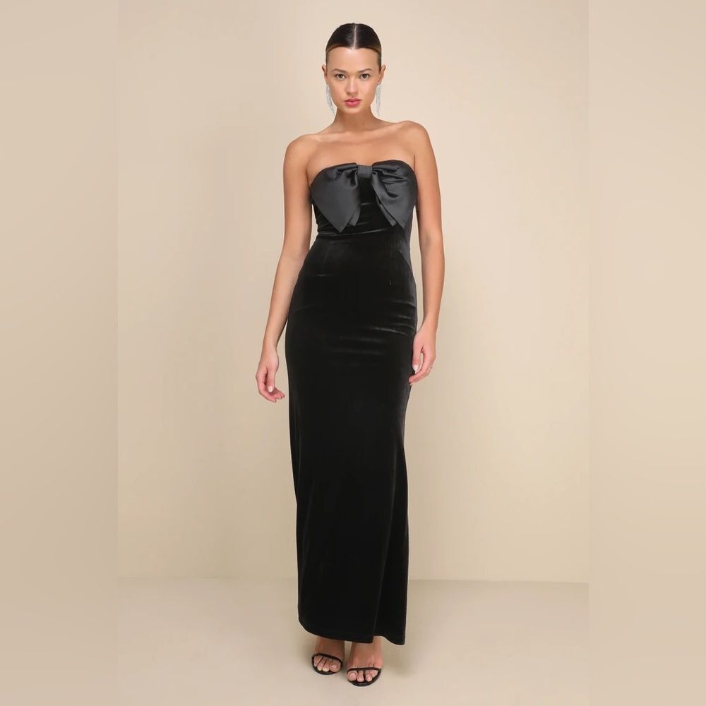 Lulus Dramatic Stunner Black Velvet Bow Strapless Maxi Dress